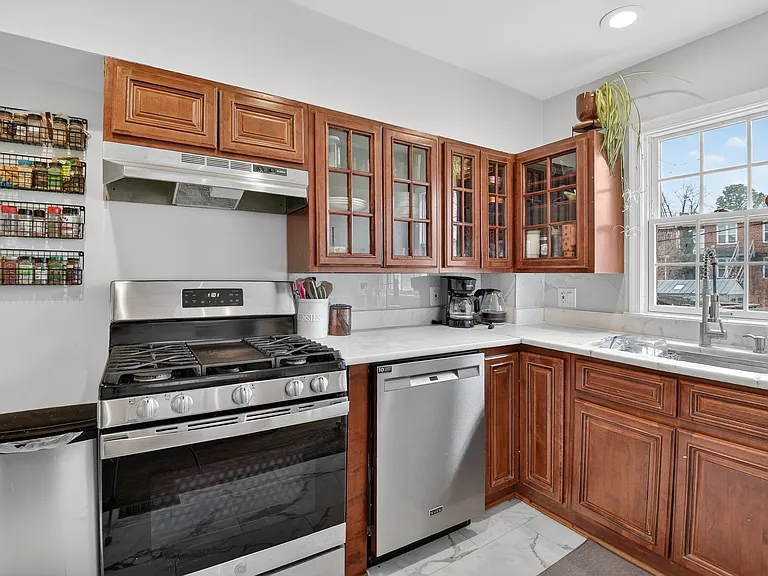 162 Forrester St SW — Photo 21
