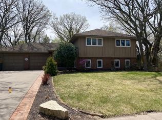 650 121st Ave NW, Coon Rapids, MN 55448