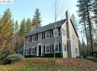 15046 Meadow Dr, Grass Valley, CA 95945