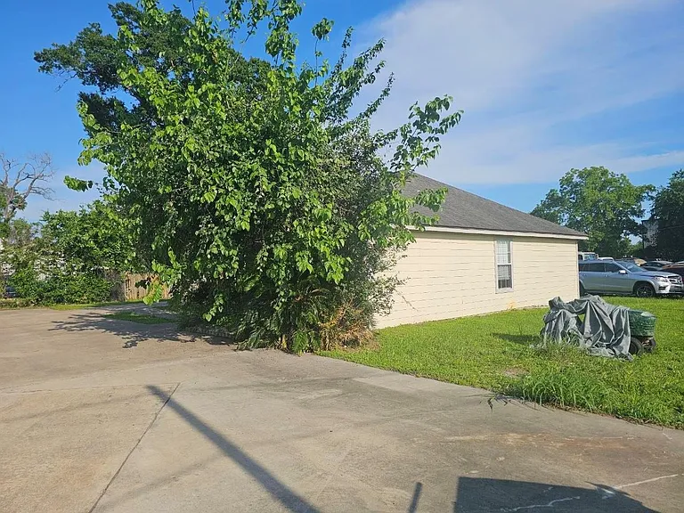 7201 Breen Dr — Photo 6