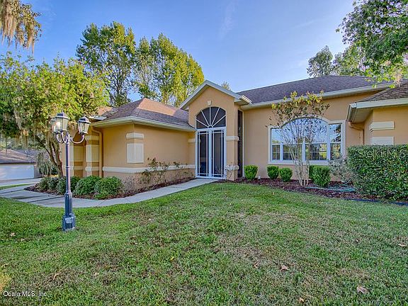 4th image of 5109 NW 82nd Ct