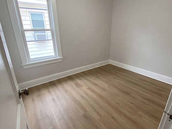 5th image of 1415 Chrisler Ave #1