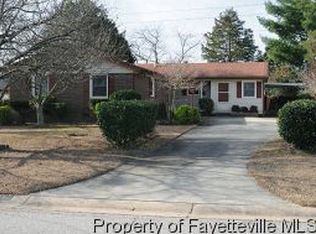 5121 Flat Rock Dr, Fayetteville, NC 28311