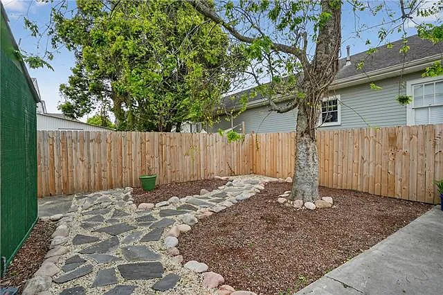 234 S Olympia St — Photo 15