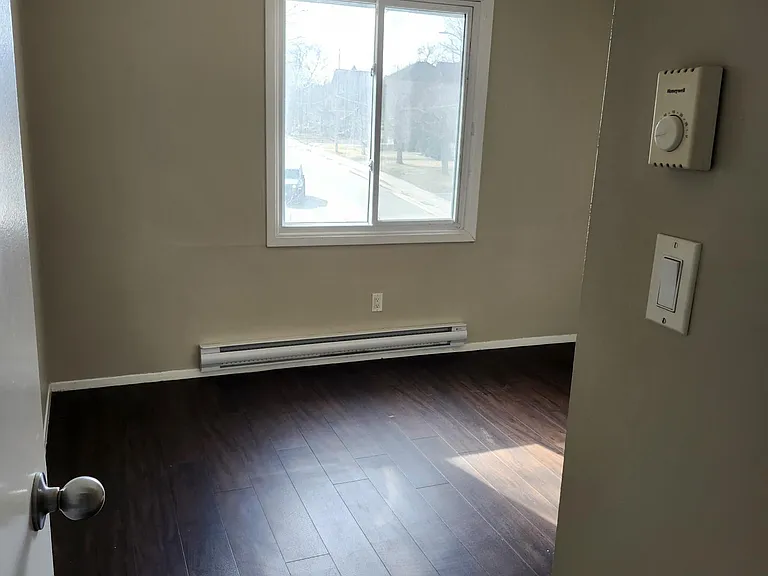 57 Bridge St W — Photo 13