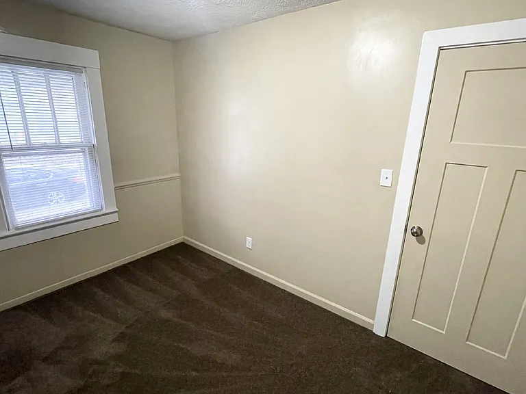 338 Villa Ave — Photo 7