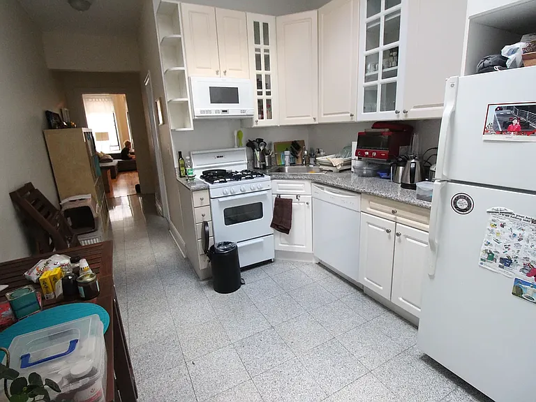 349 W 87th St #5 — Photo 11
