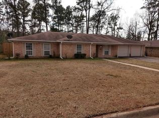 118 Briarmeadow Dr, Longview, TX 75604