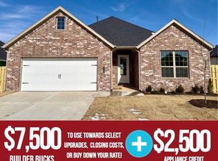 1902 Bugg St, Pea Ridge, AR 72751