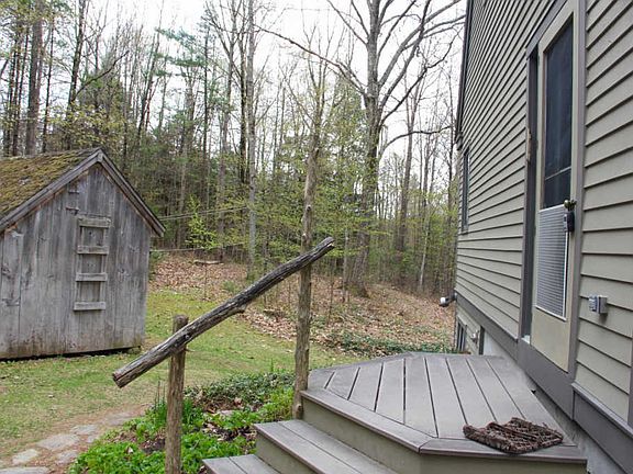2nd image of 27 Wood Frog Ln