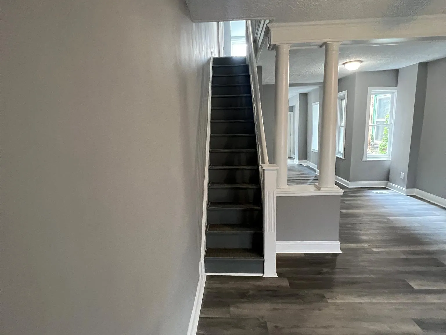 3 bed, 1225 sqft, $1,700 — Photo 2