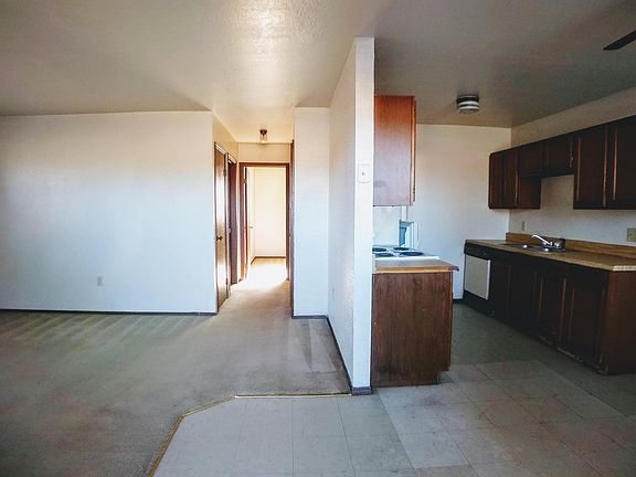 2nd image of 2524 SW G Ave