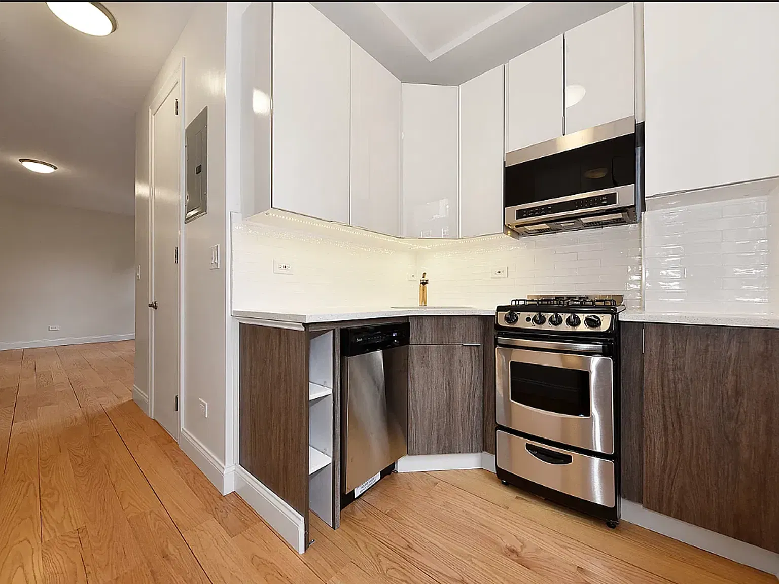 149 West 12th Street — Photo 4