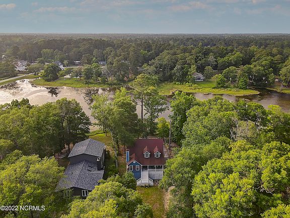 5th image of 568 Medcalf Drive SW
