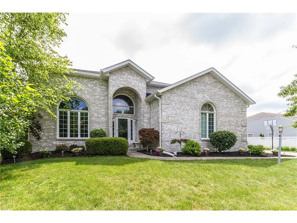 8205 Admirals Landing Pl photo 1