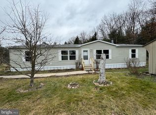 4 Sam Brooke Cir, Lehighton, PA 18235