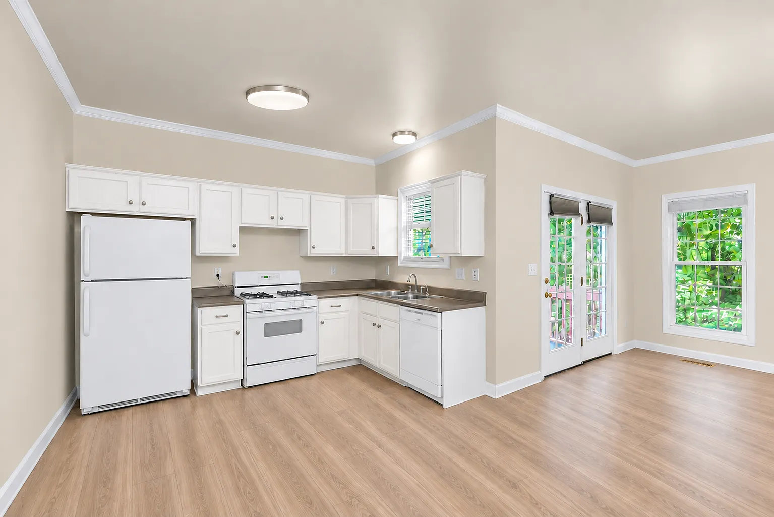 Greenville Studio Apartment — Photo 2