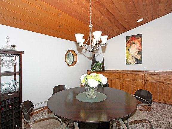 5th image of 4007 Villa Ct