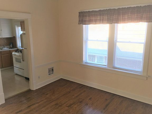 3rd image of 1421 Claytonia Ter Floor 1