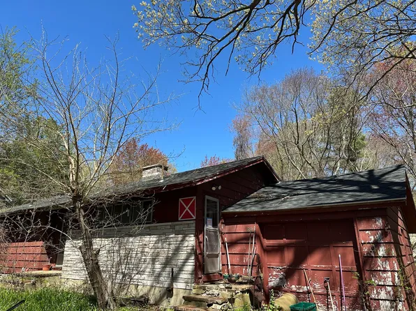 89 Central St, North Reading, MA 01864