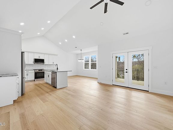 4th image of 333 Ty's Place