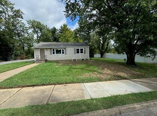 200 S High St, Gordonsville, VA 22942