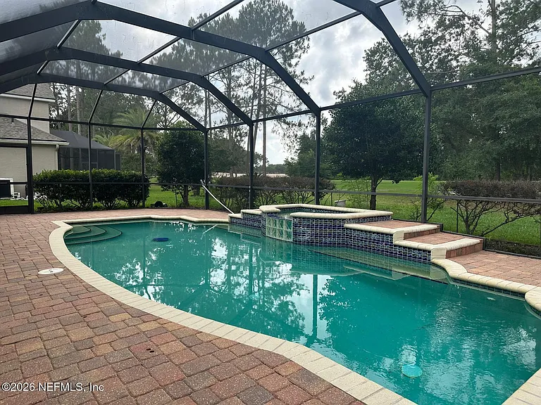 1932 Lyndhurst Dr — Photo 21