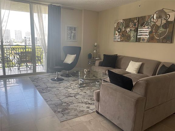 5th image of 17555 Atlantic Blvd APT 1104