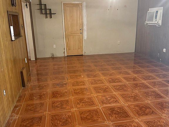 4th image of 3602 N 9th Ave