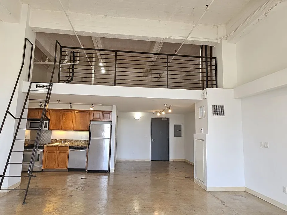 As of 6/1/26 - Currently available Move in Special of $2695 for 1032 sq. ft. = Loft 513