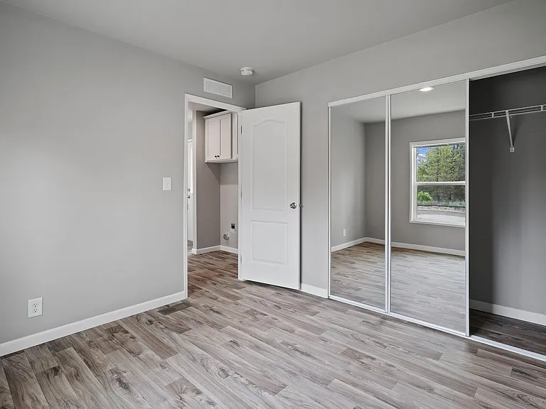 52663 Drafter Rd — Photo 17