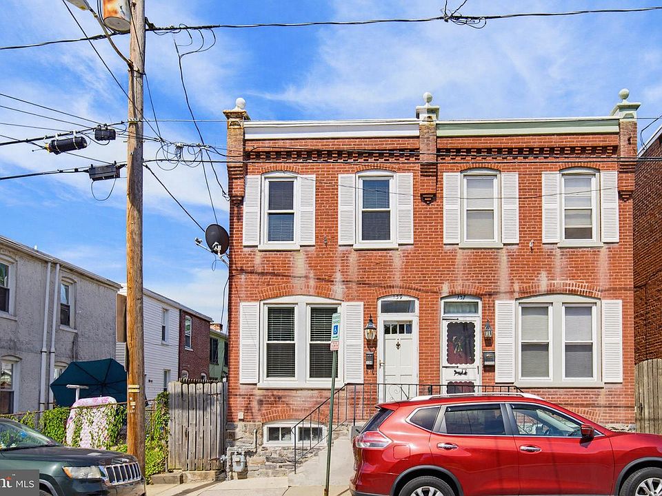 1st image of 139 Crystal St