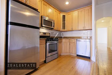 Rented by ZealEstate Group Inc