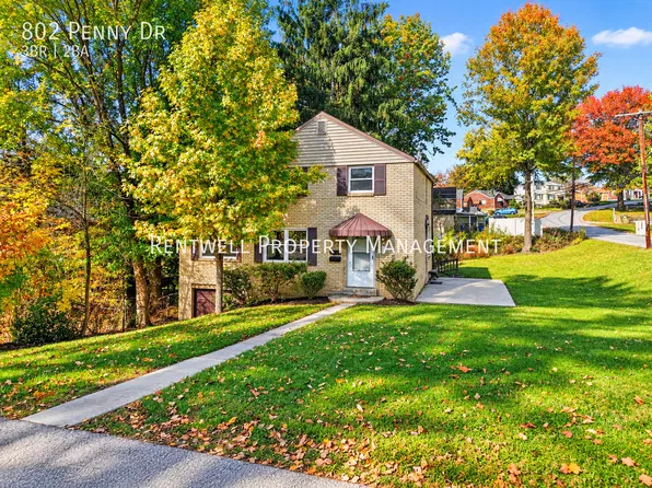 802 Penny Dr, Pittsburgh, PA 15235