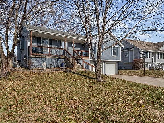 2nd image of 3613 NW Pier Ct