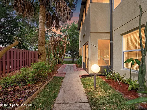 2605 S Park Ave Photo 1