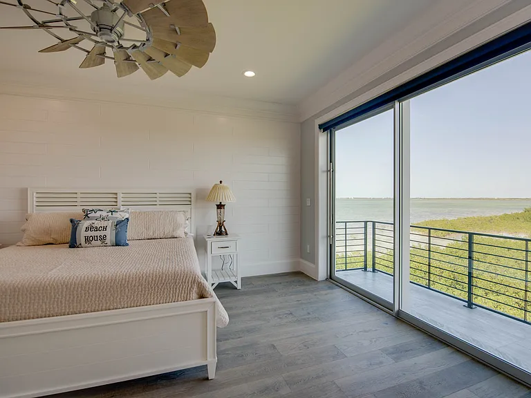 528 Bay Shore Dr — Photo 53