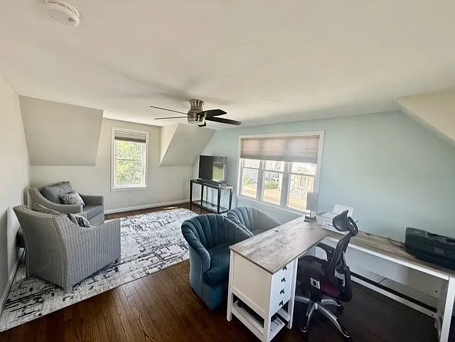 735 Sea St — Photo 22