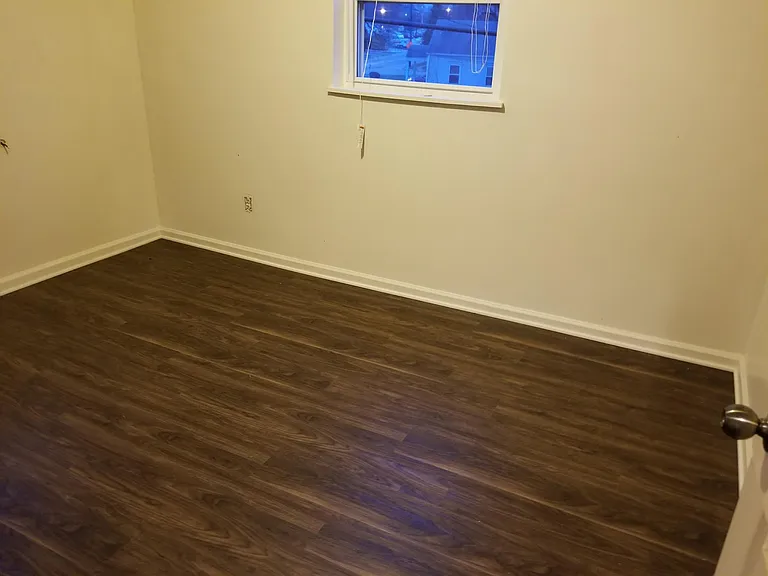 358 Morris Dr — Photo 8