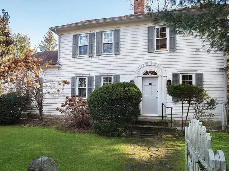 1709 Newfield Ave #A — Photo 1