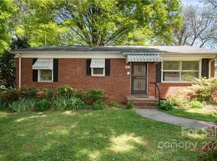 2917 Enfield Rd, Charlotte, NC 28205