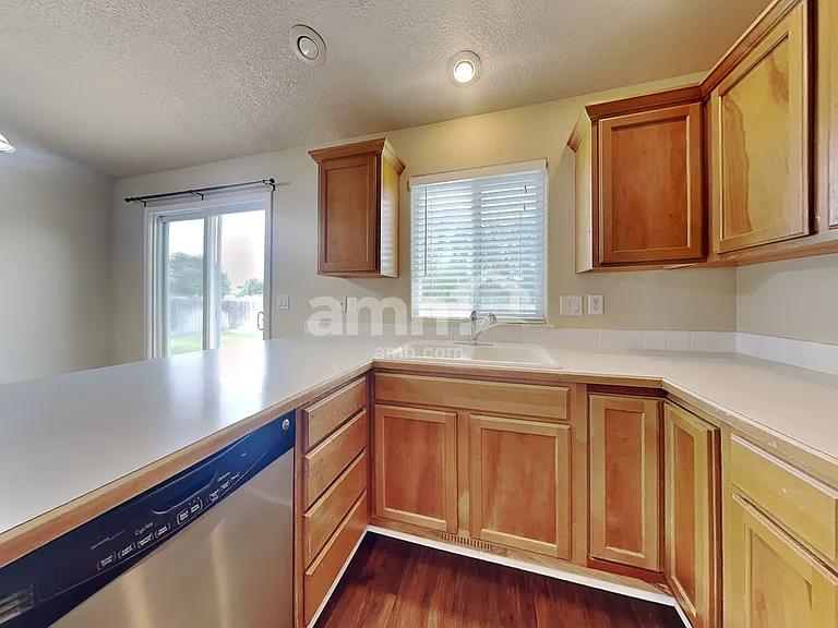 868 Red Fern Dr — Photo 3