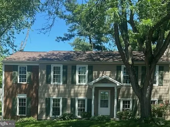 3612 Kent Dr, Mechanicsburg, PA 17050