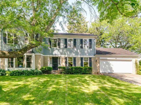 2112 Chestnut St, Waukegan, IL 60087