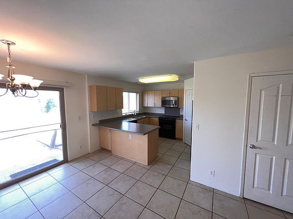 2nd image of 92-1313 Punawainui St