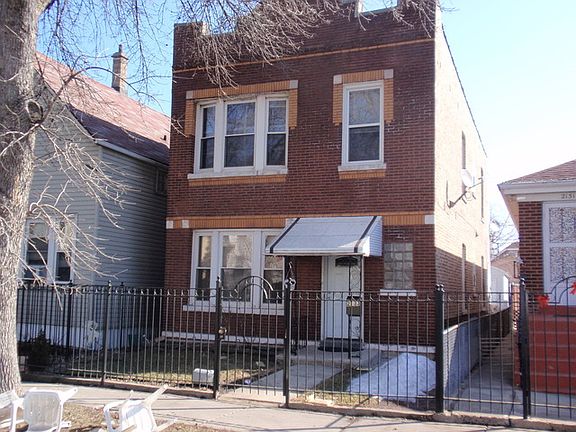 2nd image of 2133 N Laramie Ave