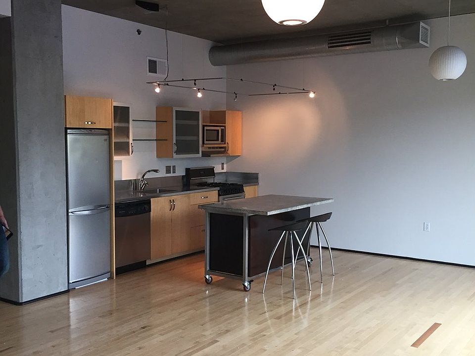 2nd image of 1410 NW Kearney St APT 1029