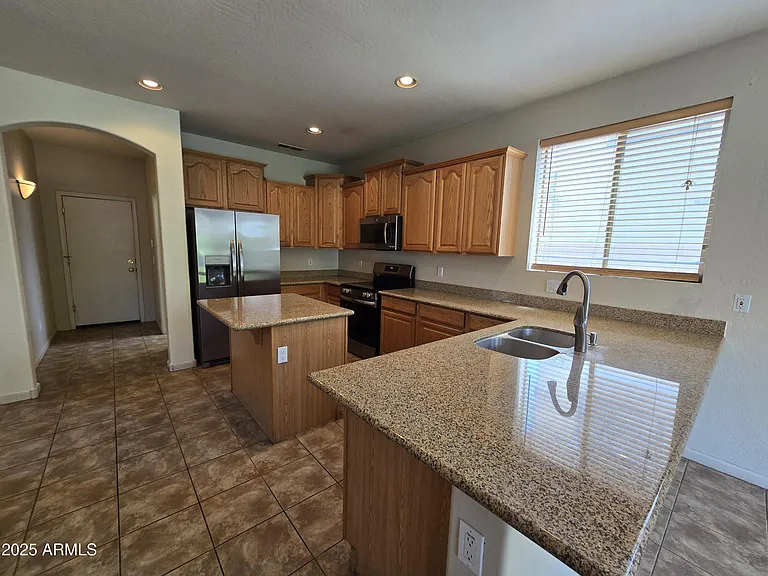 223 W Pelican Dr — Photo 8