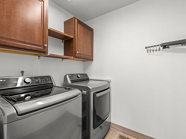 22530 E Bellewood Dr — Photo 16
