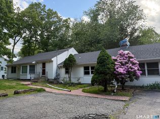 381 Nichols Ave, Shelton, CT 06484